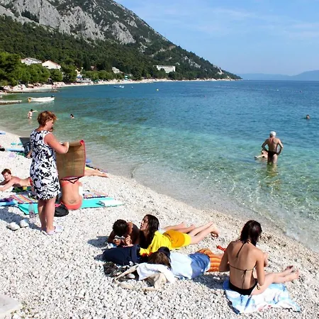 16039a * Gradac (Split-Dalmatia)